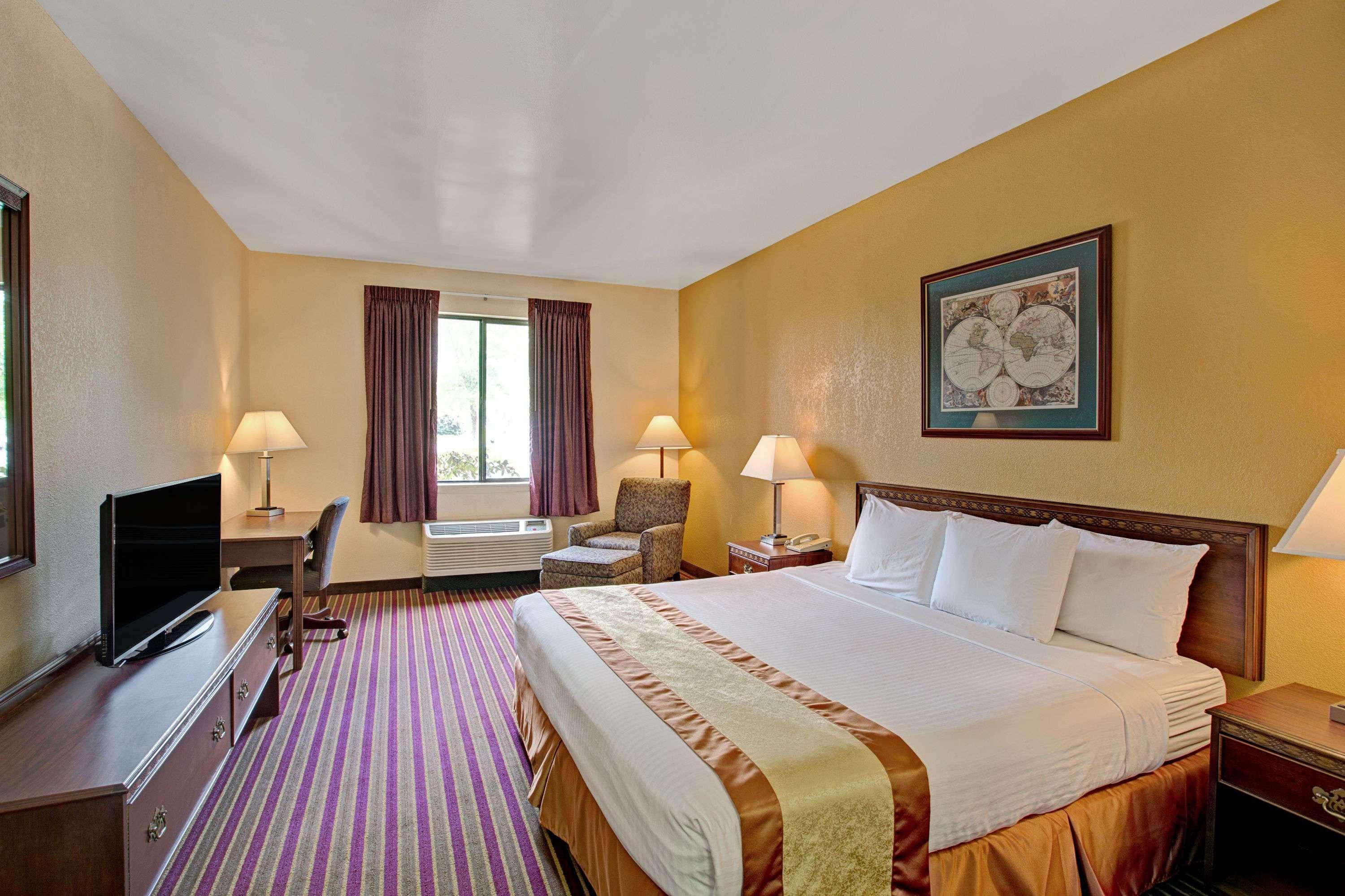 Days Inn & Suites By Wyndham Hickory Eksteriør bilde
